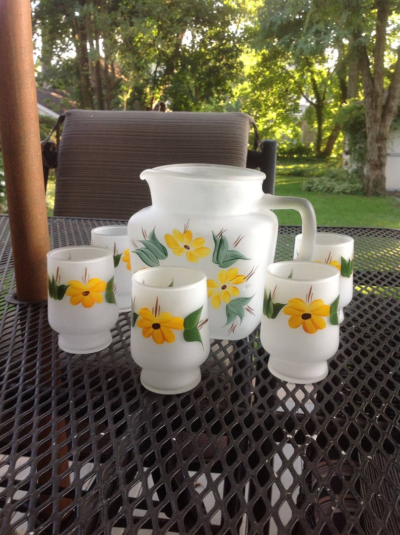 Vintage Federal Glass Pitcher And Juice Set Image 0