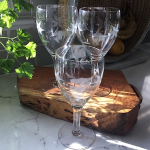 Vintage Etched Crystal Wine Glasses or Water Goblets - fuscia pattern - Antique Wine Glasses - Antique Goblets - FLoral Wine Glasses