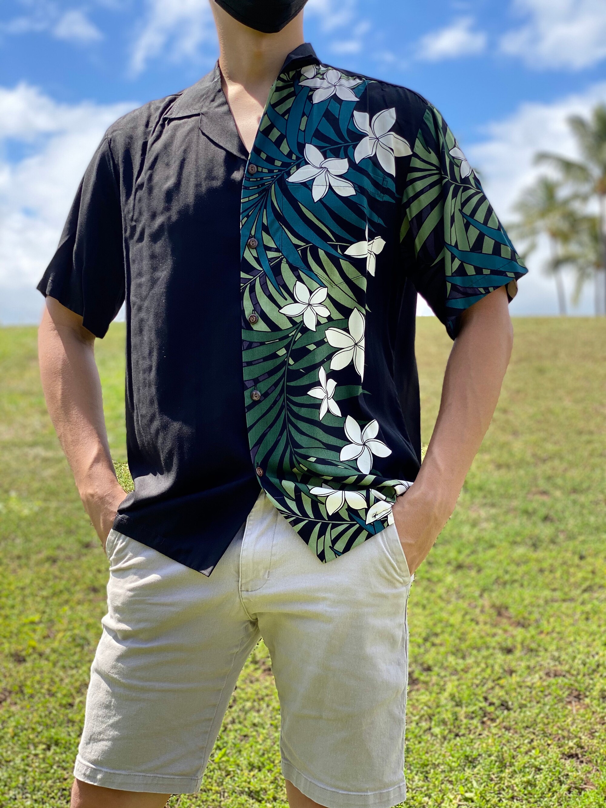 Discover Made in Hawaii-Super Soft Rayon Hawaiian Vintage Hibiscus Aloha Shirt