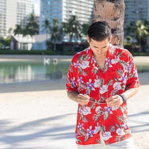 NinthIsle Made in Hawaii Cool Summer Aloha Shirt – Lightweight Tropical Hawaiian Resort Wear for Men, Beach, Cruise & Vacation up to 7XL