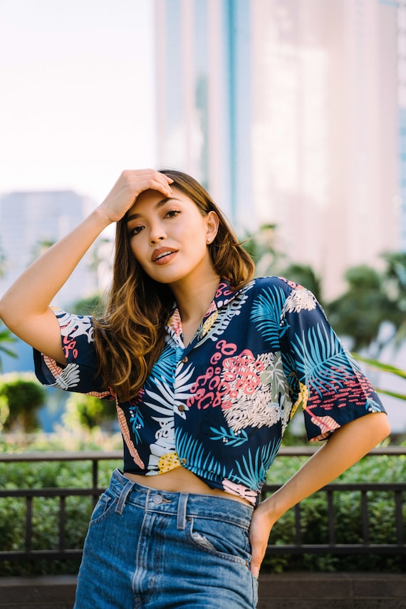 NinthIsle Camisa Aloha pequena para nina super suave y elegante hecha en Hawai camisas de uso turistico coberturas de playa de verano regalos a granel para bodas de cumpleanos Etsy Mexico