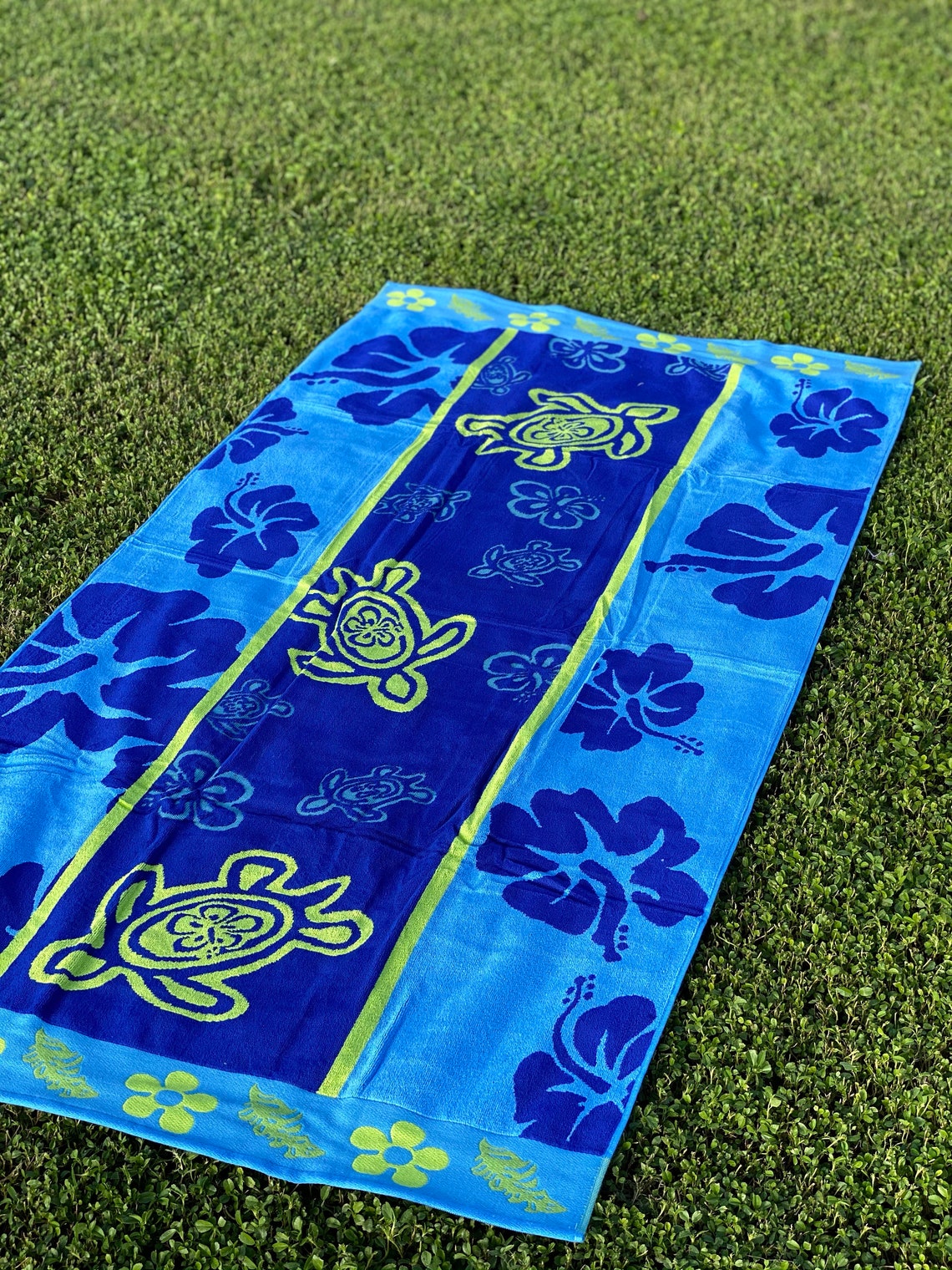 Hang Loose Hawaii Beach Towel 100 Cotton Floral Tropical Etsy