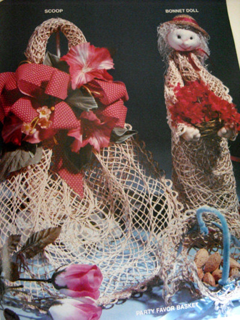 Mat Creations MM1241 Leisure Arts vintage craft pattern book by Virginia Walker, party favor basket, sachet, clown, beach bag, bunny image 3