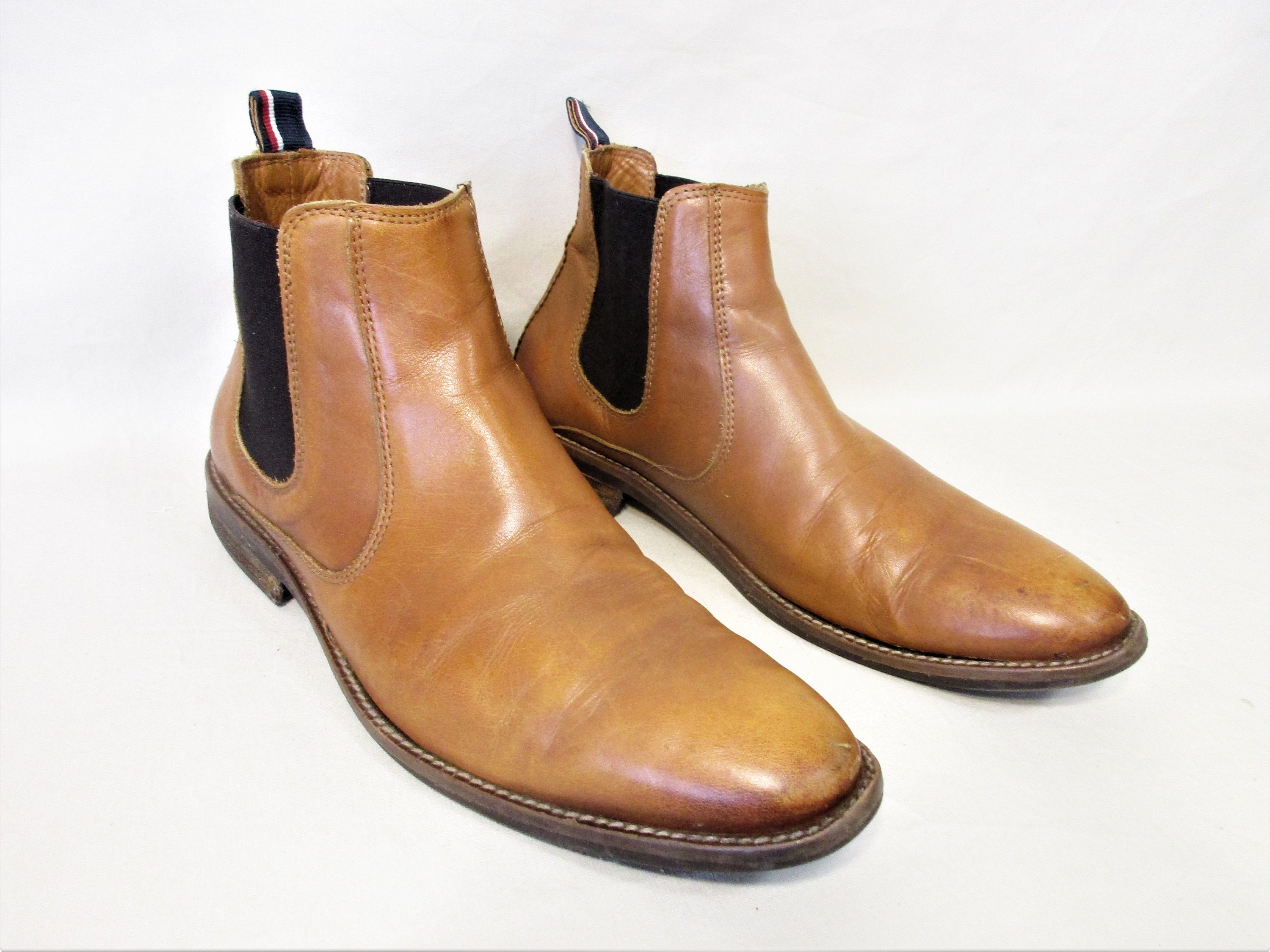 tan leather chelsea boots women