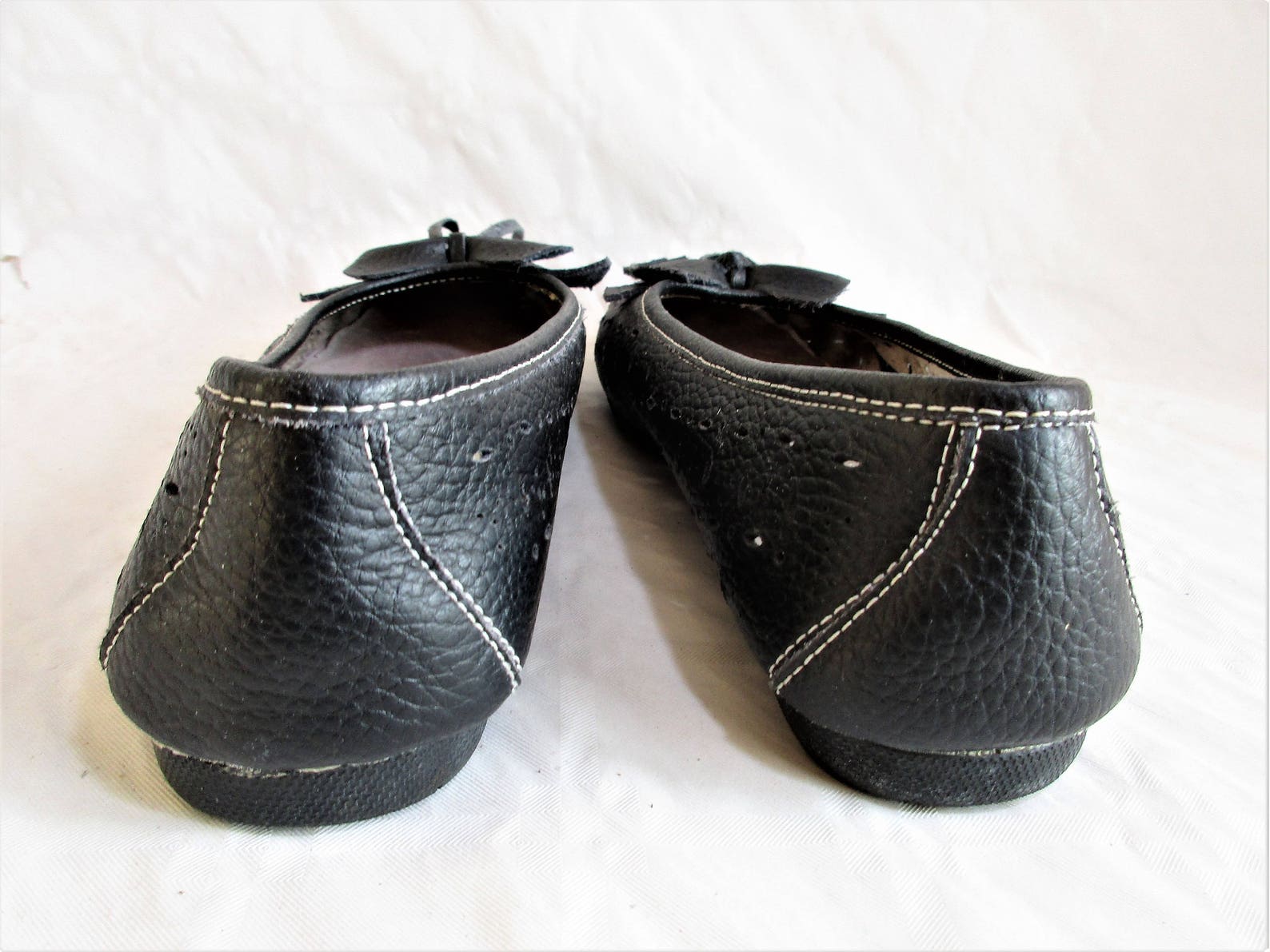 vintage italian perforated charcoal leather ballet flats with ribbon embellishment , size : eu 37 / us women's 6 1/2 vintage italian perforated charcoal leather ballet flats with ribbon embellishment , size : eu 37 / us women's 6 1/2