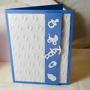 Babykaart in reliëf, handgemaakte kaart voor babyshower of voor nieuwe babyfelicitaties, dimensionaal in roze of blauw met of zonder gestempelde tekst