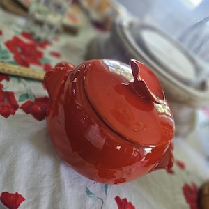 Vintage Frankoma 41V Covered Casserole Dish with Lid | Red Glazed Stoneware Bean Pot | American Art Pottery | Oklahoma Pottery