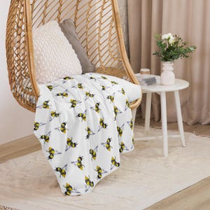 Honey Bee Pattern Sherpa Blanket – Cozy White Bee Blanket, 37″ × 57″ Spring Throw, Gardener’s Gift, Honey Bee Decor 37 inches by 57 inches