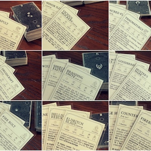 Peut inclure: Un ensemble de cartes de jeu de r&ocirc;le fantastique avec diverses illustrations et textes. Les cartes sont organis&eacute;es en rang&eacute;es et en colonnes, chaque carte pr&eacute;sentant un sort ou une capacit&eacute; diff&eacute;rent. Les cartes sont imprim&eacute;es sur un fond blanc avec du texte noir et des illustrations.