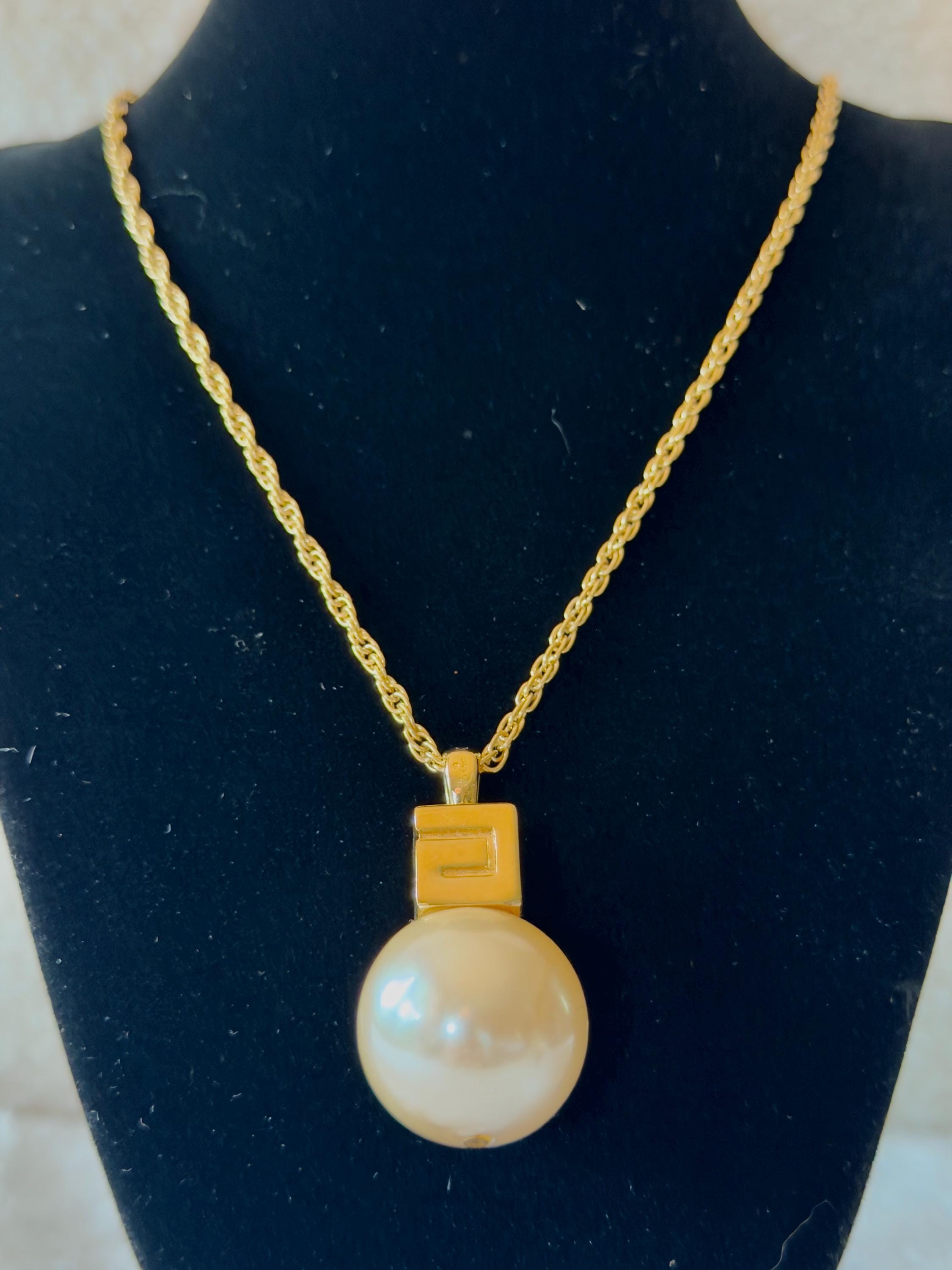 Vintage Givenchy Pearl Necklace - Etsy