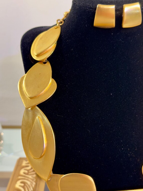 Vintage Kenneth Jay Lane Gold Geometric Necklace … - image 2