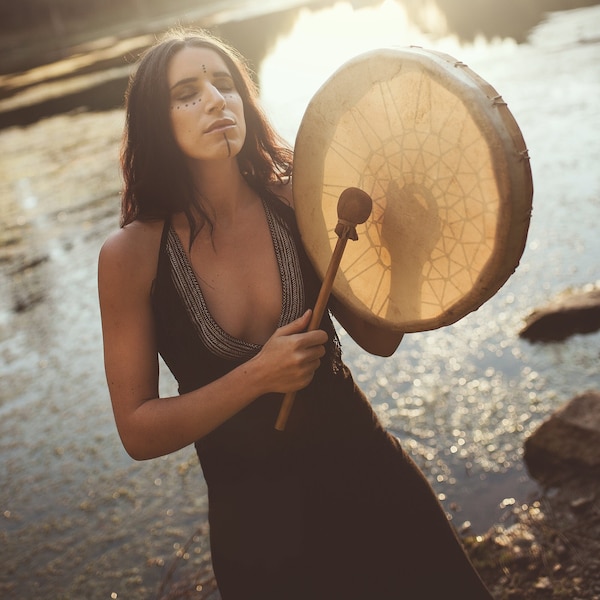 Vestido largo bohemio con flecos - Vestido con abertura en la espalda, estilo tribal chic - Inspirado en los nativos americanos • Vestido Goa