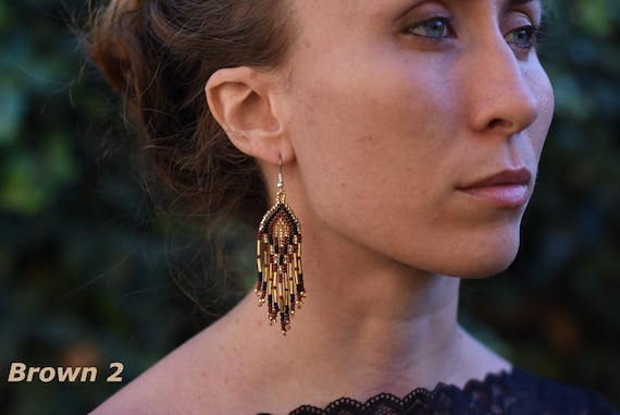 Acquista Pinkdudu Orecchini pendenti con perline multicolori di moda BOHO stile etnico 10 colori nappa ciondola l'orecchino per i regali dei gioielli delle donne PD1186 in Italia a partire da 1.54