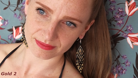 Orecchini pendenti da donna in stile bohémien, con perline in legno di rafia e fiori fatti a mano, in rattan, per l'estate e, Misura unica, Agata