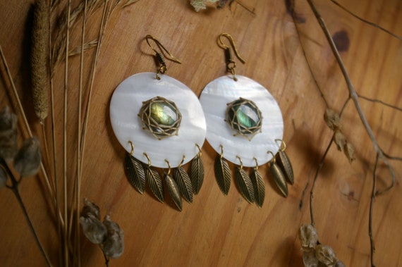 Boucles D'oreilles Occasion En Nacre Avec Décor De Cocotiers - Sans Marque - Modèle Unique