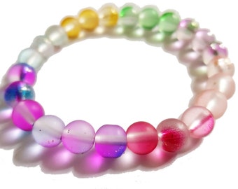 Bracelet made of glass beads Summer bracelet