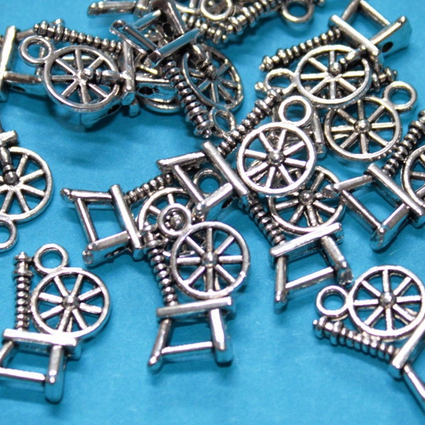 10 x Spinnrad, Spindel ca. 19 x 13 mm Metallanhänger