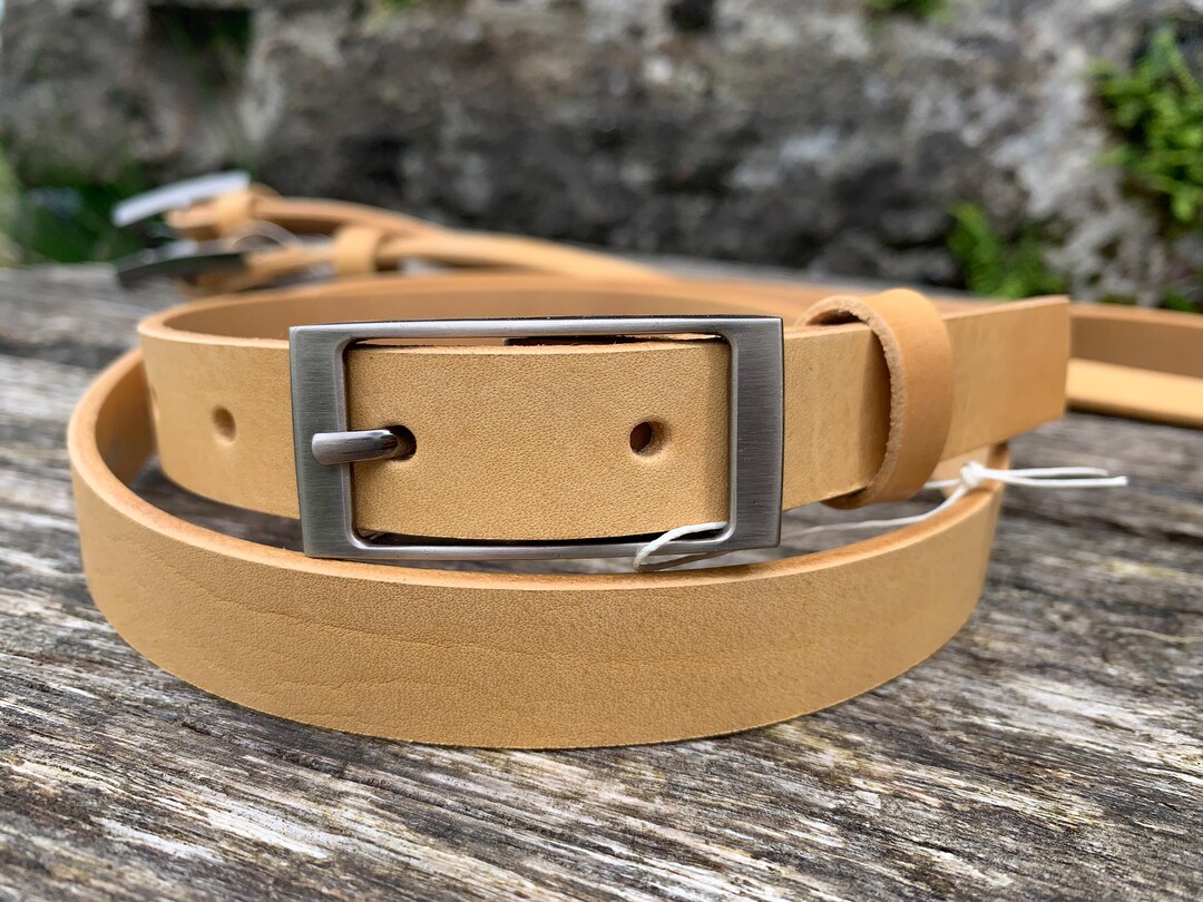 Women's Full-Grain Leather Belt with Studs