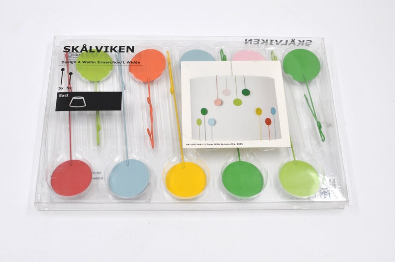 Abat-jour décoratif Ikea Skalviken cercles à pois chambre d'enfant vintage image 2