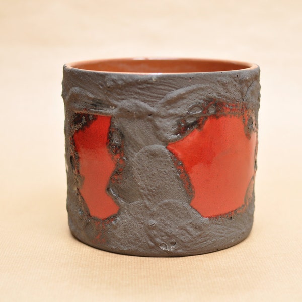 Marei Keramik planter -  West German Pottery - red and black Fat Lava - flower pot - 11/3