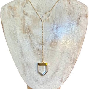 Quartz arrow point pendulum lariat Y necklace, 14 KGF cable chain & marquise centerpiece.