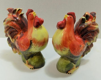 Ceramic Roosters Hen Chicks Chickens Salt and Pepper Shakers