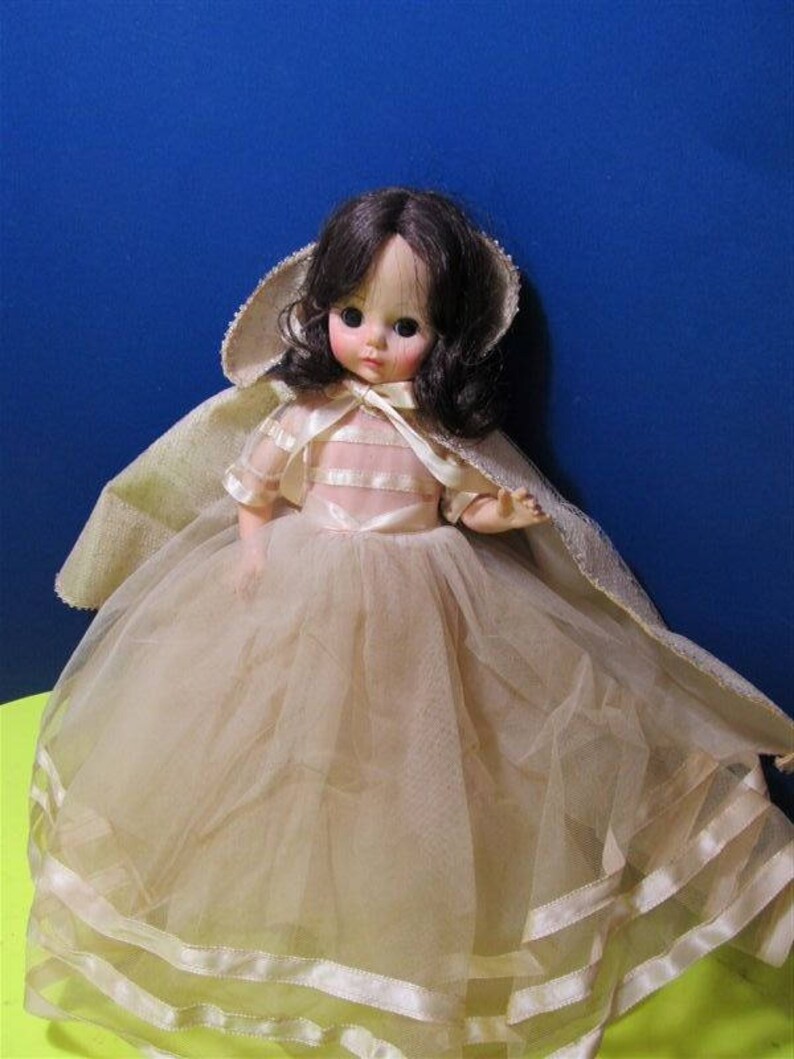 madame alexander snow white
