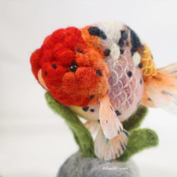 Made to Order Calico ranchu Wool Felt Goldfish Needle Felting Miniature Fish Art aqarium artdoll demetyoubi