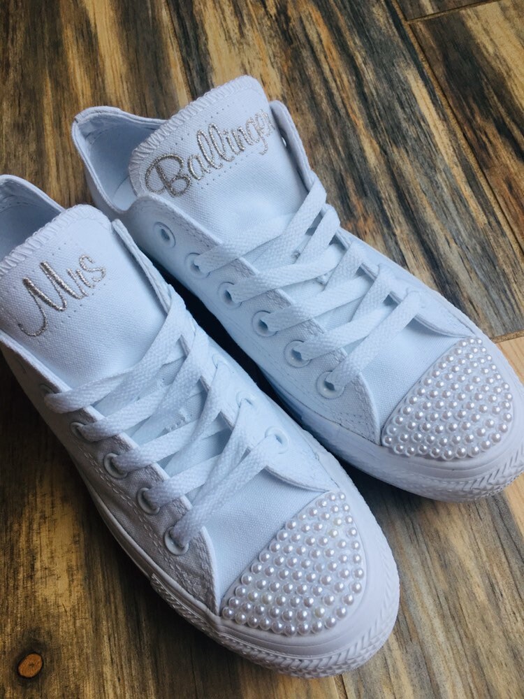 ALLE weißen Perle Sneaker kleine Perlen Braut Schuhe | Etsy