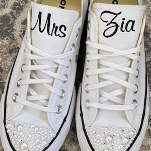 Platform Pearl and Bling wedding sneakers, pearls shoes, Platform Bride Shoes, Wedding Embroidered Sneakers. (Low Top)Converse