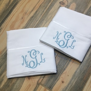Embroidered Pillow Cases, Monogram pillowcase, pillowcase (set of 2)