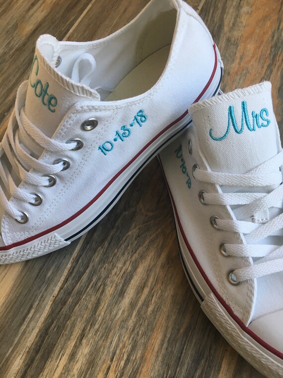 White trainers hot sale ribbon laces
