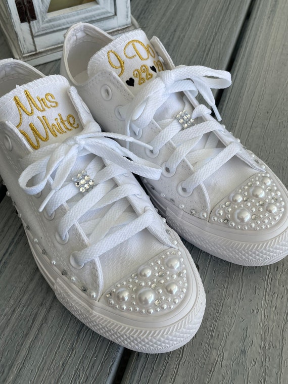 Tenis decorados con pedreria sale