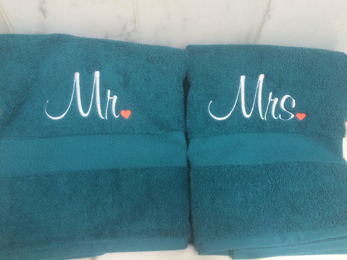 Embroidered/Personalized Mr & Mrs Hand Towels wedding towels Etsy