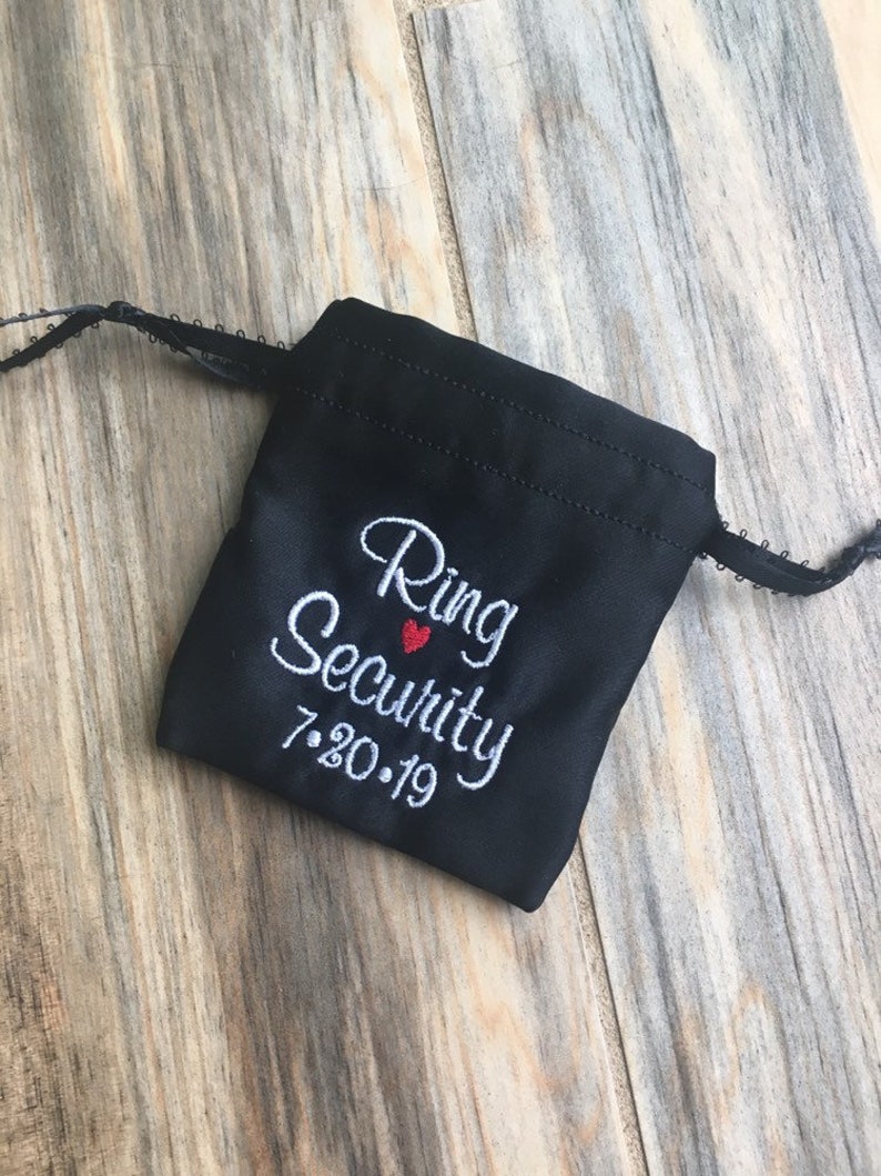 amazoncom two wedding ring bearer signs - 2 funny banners for ringbearer or flower girl at wedding ceremony 2 handmade ring bearer signs has anyone seen the rings im just on wedding ring bearer bag