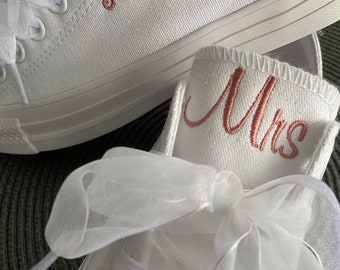 Ribbon Laces, Sequin bows added to sneakersConverse