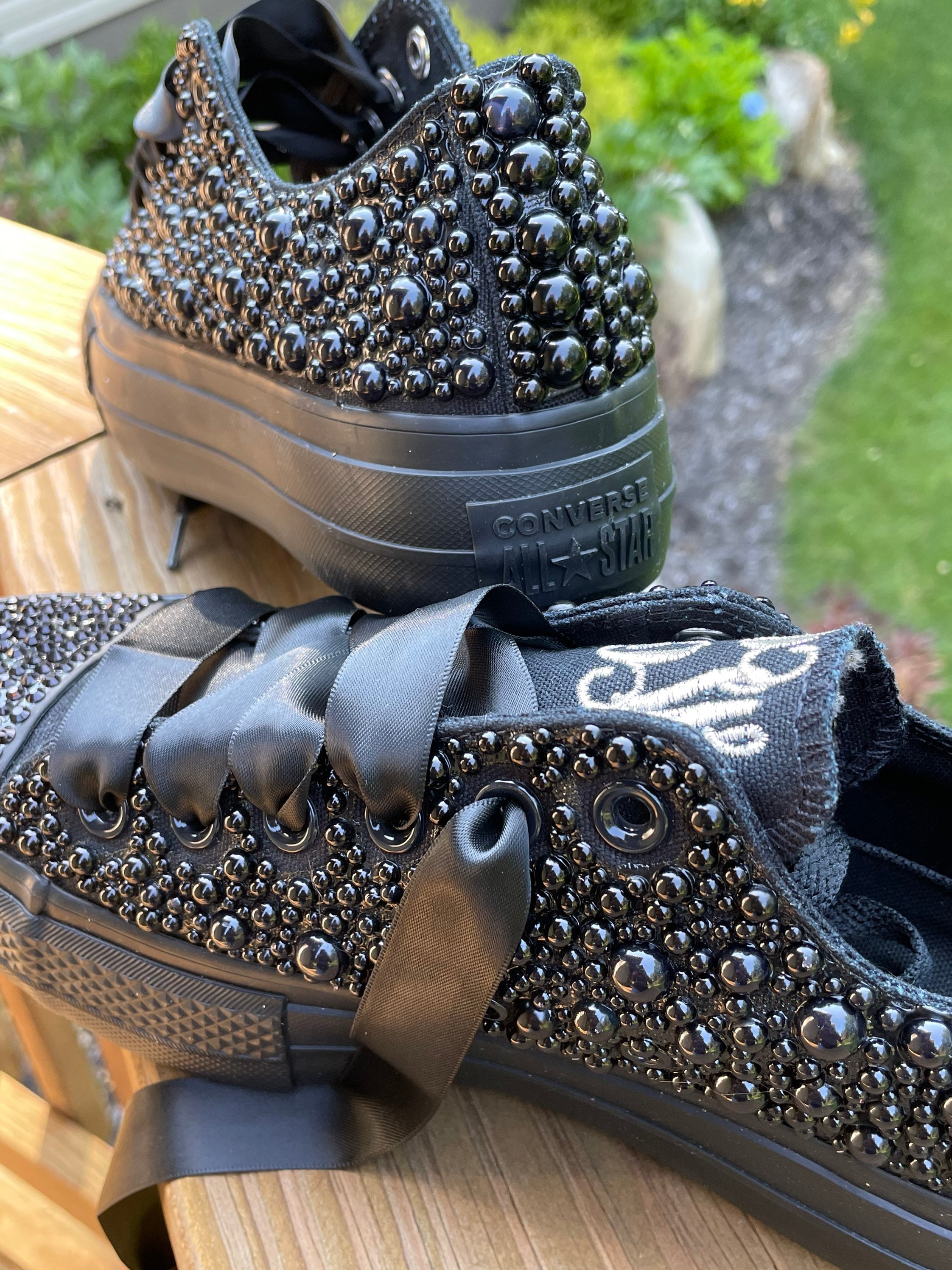 black pearl converse