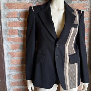 Comme des Garcons Black Wool Blend Sculptural Blazer Jacket Jacquard Panel Cut Out Shoulder AD2000 Fall Winter Made in Japan Size S NOS
