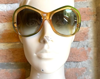 Vintage Polaroid Oversized Sunglasses, NOS with New High-Quality Lenses, 1970s Green Gradient Frame