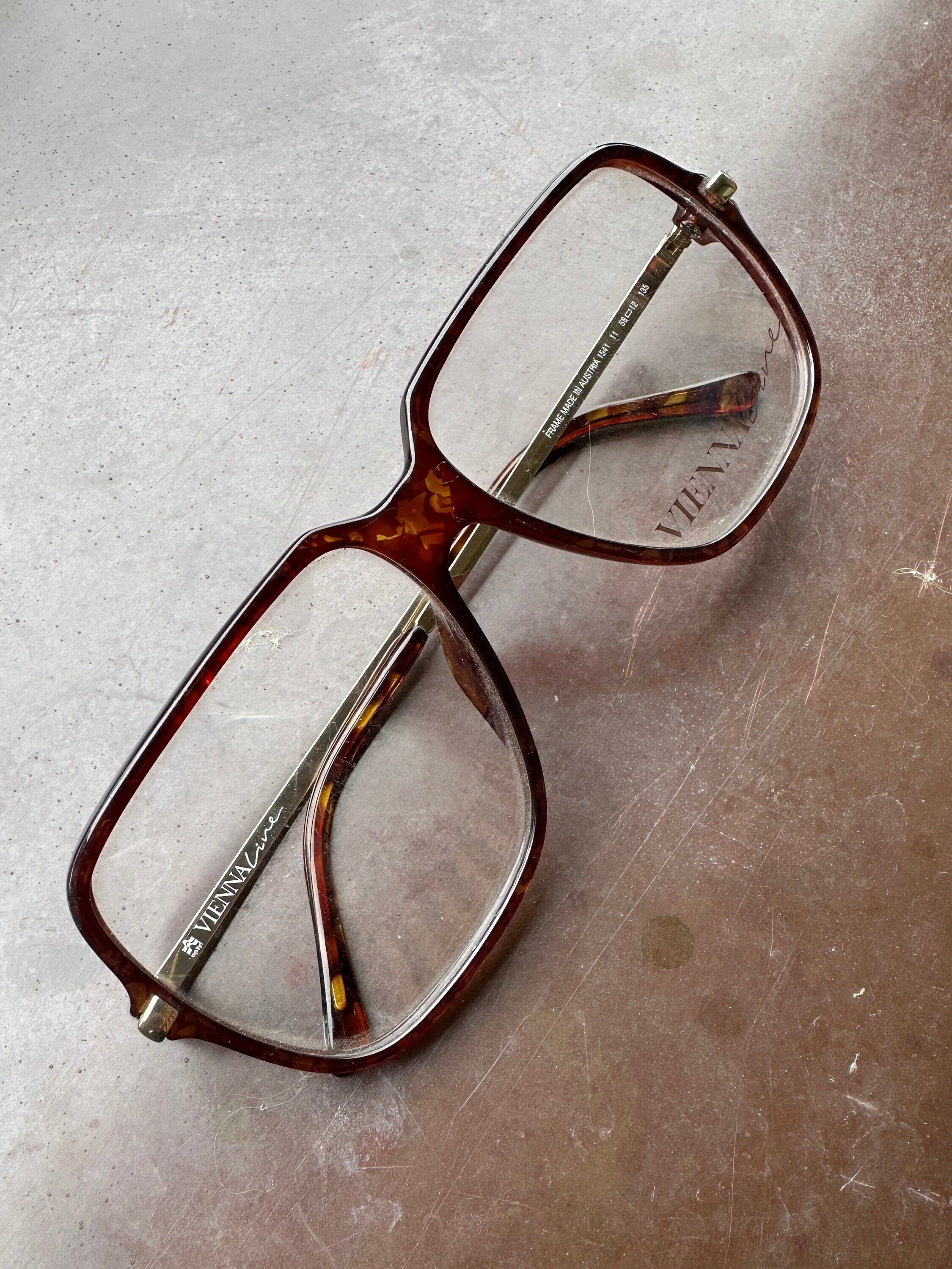 Man Eyewear 1980 - Etsy display picture 1