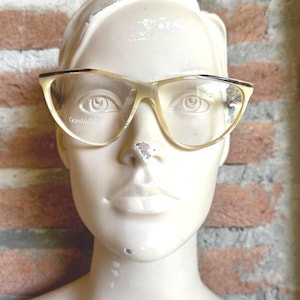 Gianni Versace 80s eyeglasses, NOS model 445, horn effect acetate, vintage butterfly frame, rare designer woman glasses, retro woman eyewear