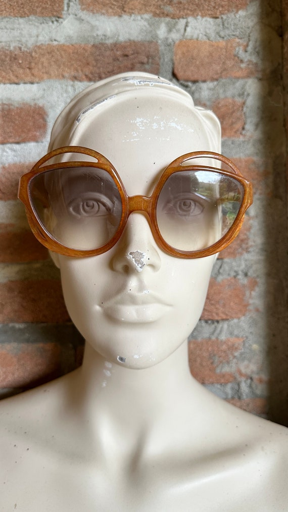 Christian Dior oversize sunglasses, jasper orange,