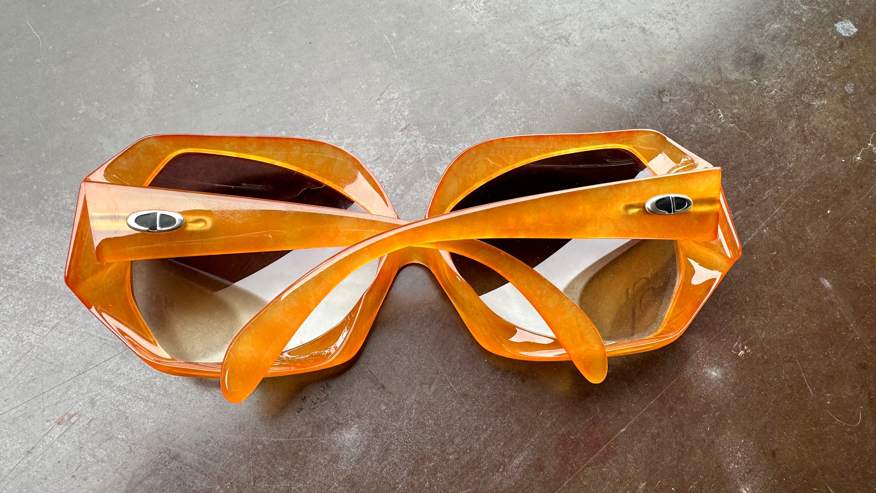 Dior Sunglasses ヴィンテージ ディオール サングラス オレンジ Christian Dior】 ヴィンテージサングラス フォックス 2232A-31