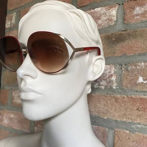Christian Dior women&#39;s sunglasses, vintage, used as new, red
