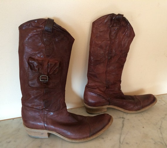 woman western boots, vintage leather boots, stall