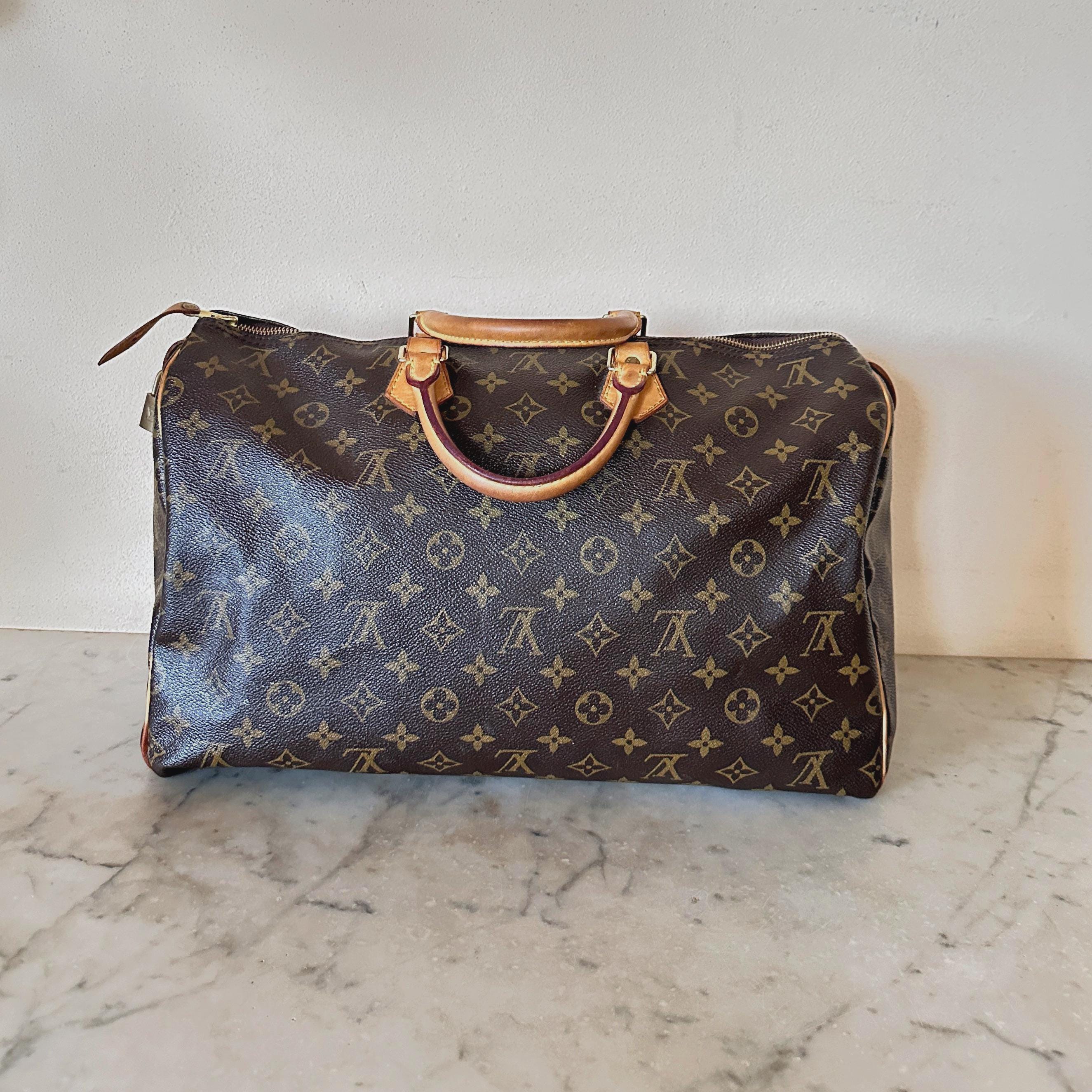 Louis Vuitton Vintage Monogram Canvas Speedy 40 Top Handle Bag