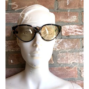 Persol 825, vintage woman sunglasses, made in Italy, vintage eyewear, persolrati, rare Persol, excellent condition