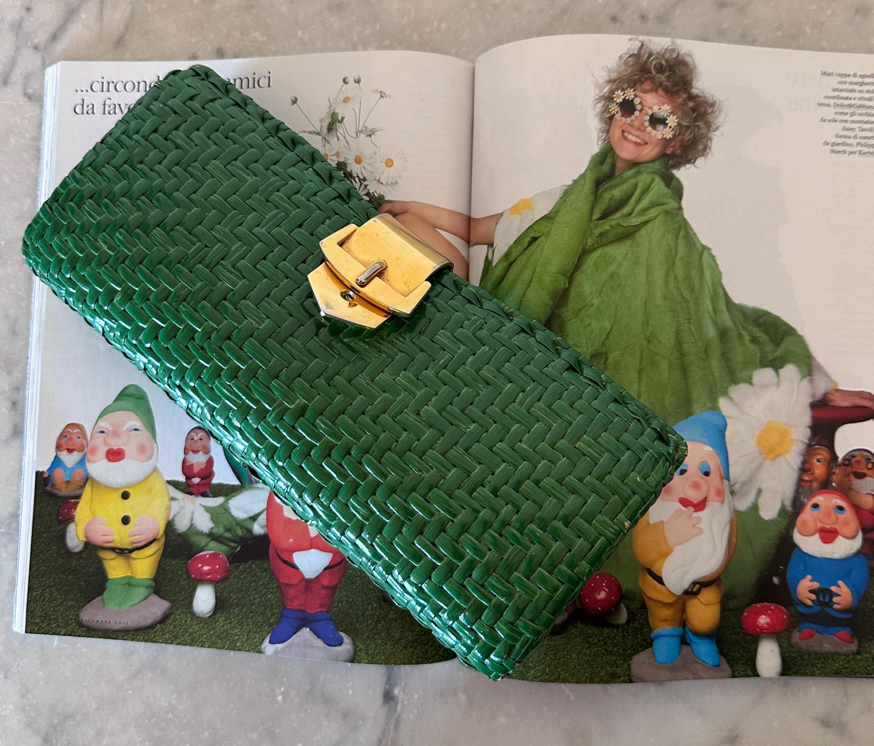 Rodo Vintage Kelly Green Woven Cane Clutch Bag Italy 1960s Gold