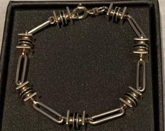 Uno-a-Erre sterling silver bracelet