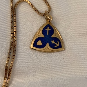 18k gold necklace